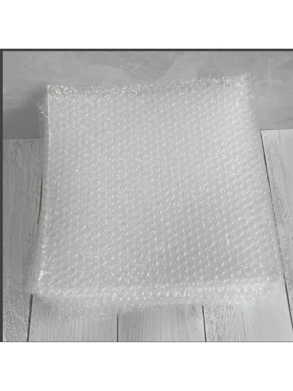 35 12X12 Sheets of Bubble Wrap PRICE IS FIRM - Picture 2 of 3